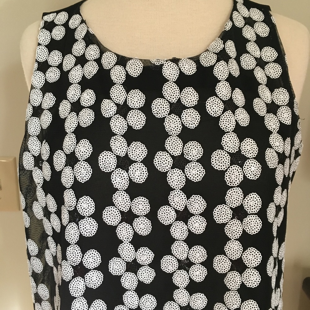 Forever 21 Sequined Top - Picture 2 of 5